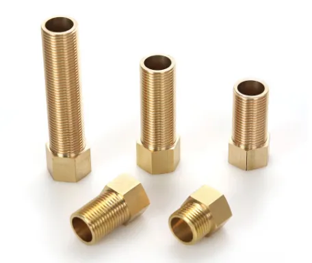 Adaptador de latão com bico sextavado fêmea/macho para tubos